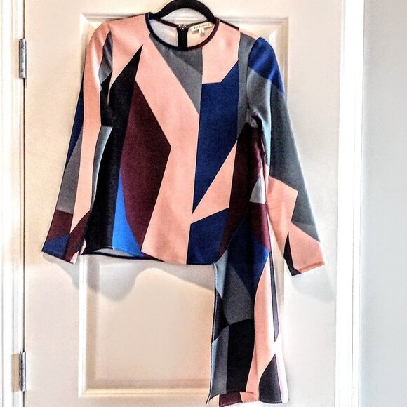 Zaikamoya Asymmetrical Color Block Top - Picture 1 of 7